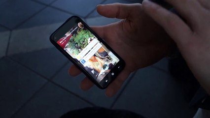 Hands-on with the HTC First AKA the Facebook Phone