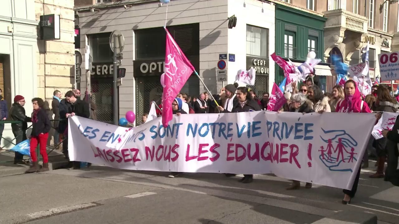 Manif pour tous: 20.000 manifestants à Lyon selon la police