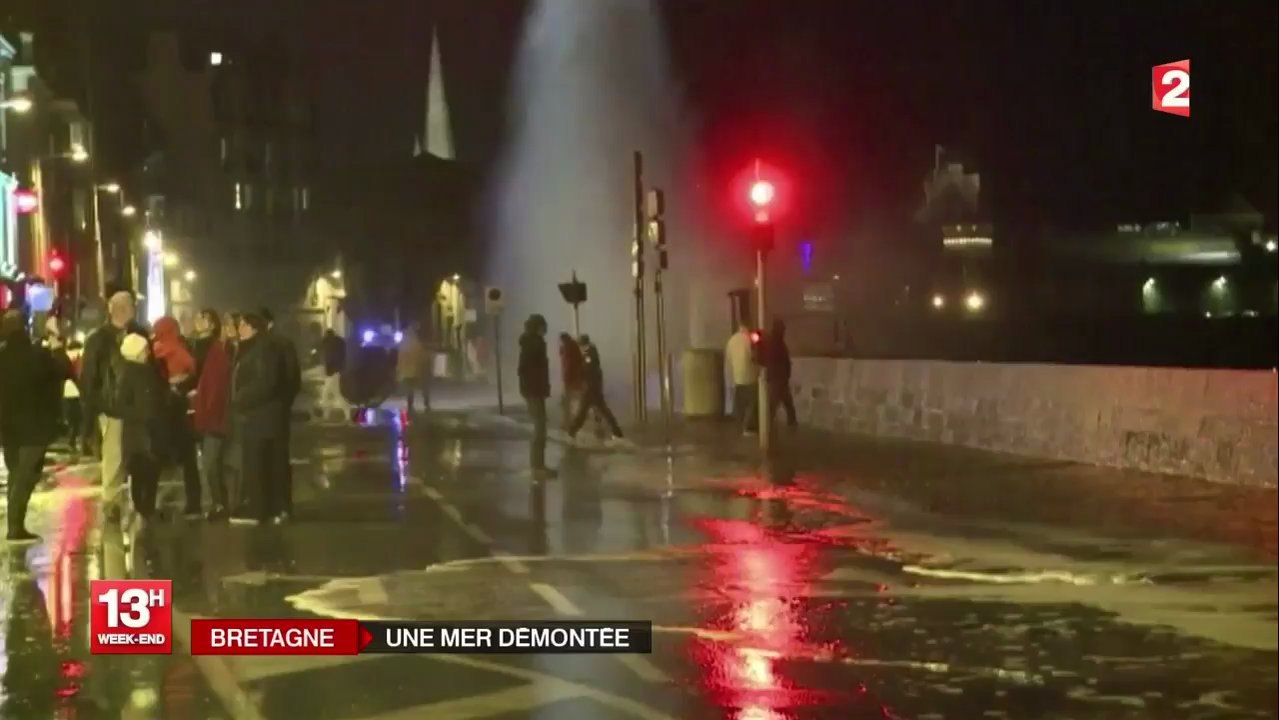 Bretagne : des vagues géantes mettent le littoral à l'épreuve