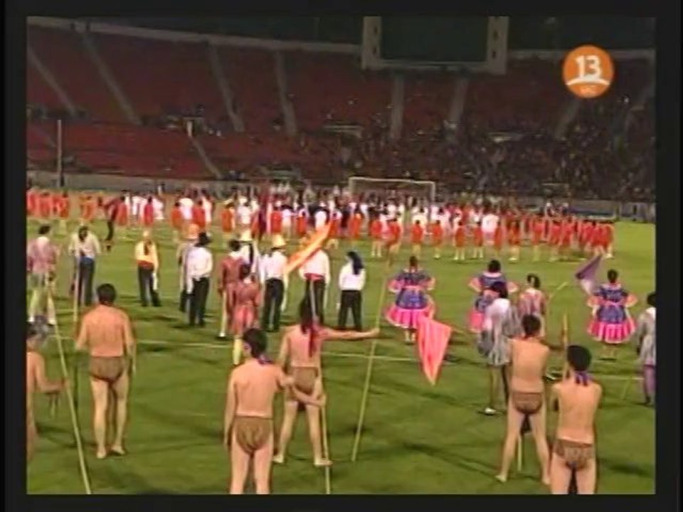 Re-inauguración Estadio Nacional (Santiago de Chile) - 12/9/2010 (Fragmento Canal 13 Chile).-