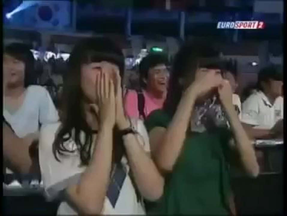 Robot Dance By Salah _ Facebook-www.beyondstudios.net