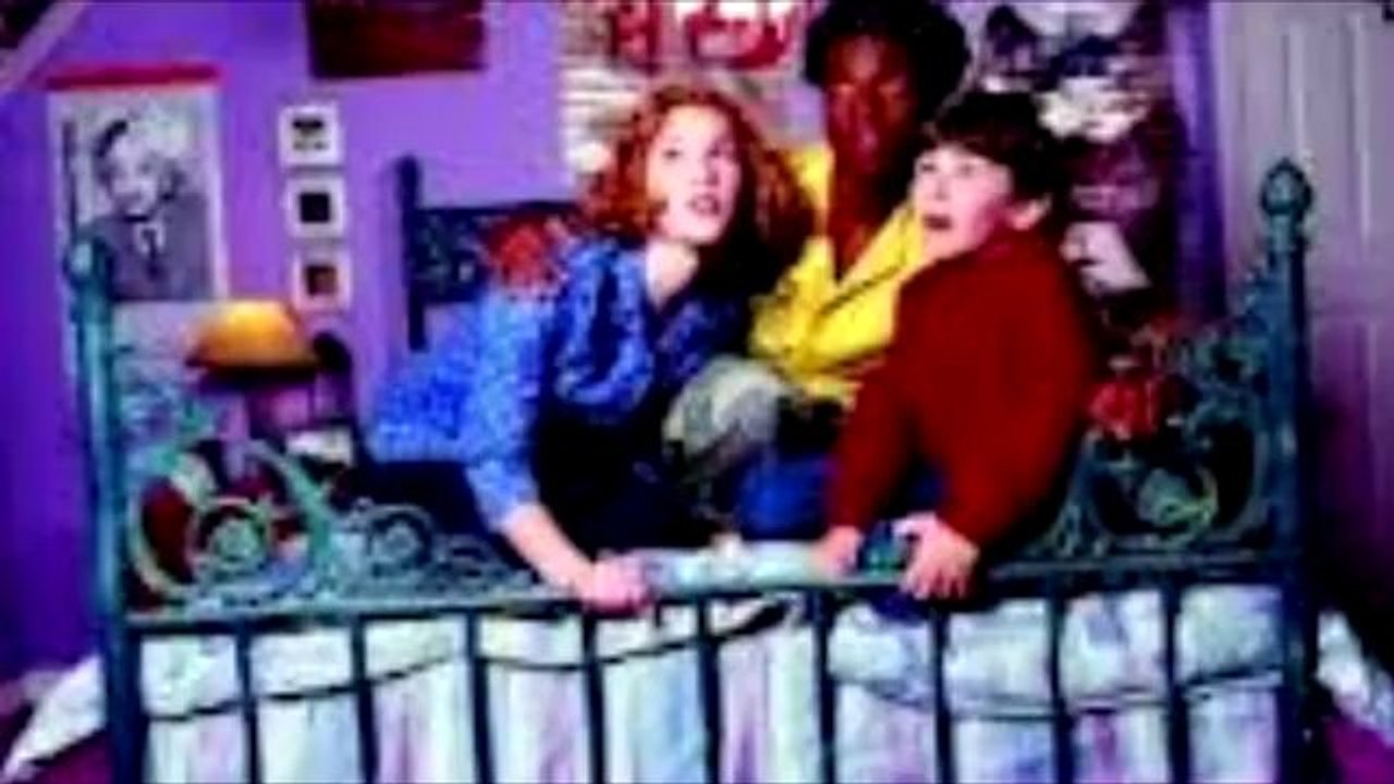 Critical Kid Ep.5- Ernest Scared Stupid Review- Halloween Special #1