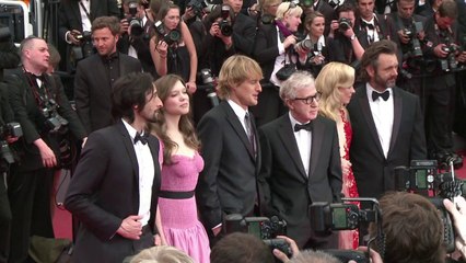 Hija de Woody Allen denuncia abuso sexual