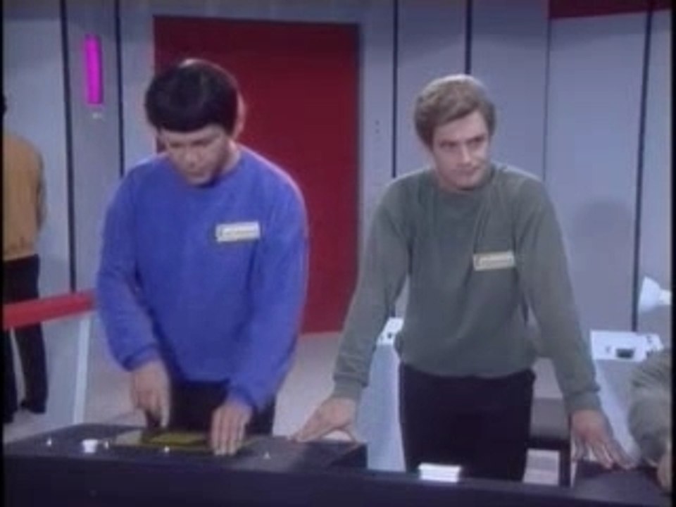 les inconnus-star trek