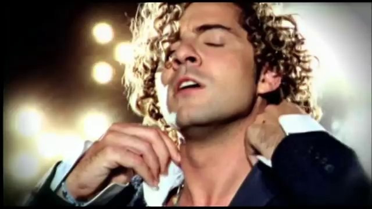David Bisbal - Esclavo De Sus Besos(360p_H.264-AAC)
