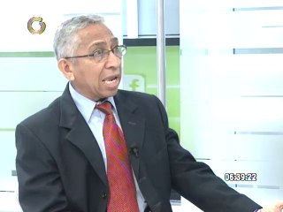 Economista Mencia: Se requiere nueva estrategia económica