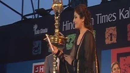 Opening Of Kala Ghoda Art Festival 2014 | Raveena Tandon