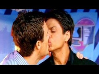 Shahrukh Khan CAUGHT Kissing John Barrowman