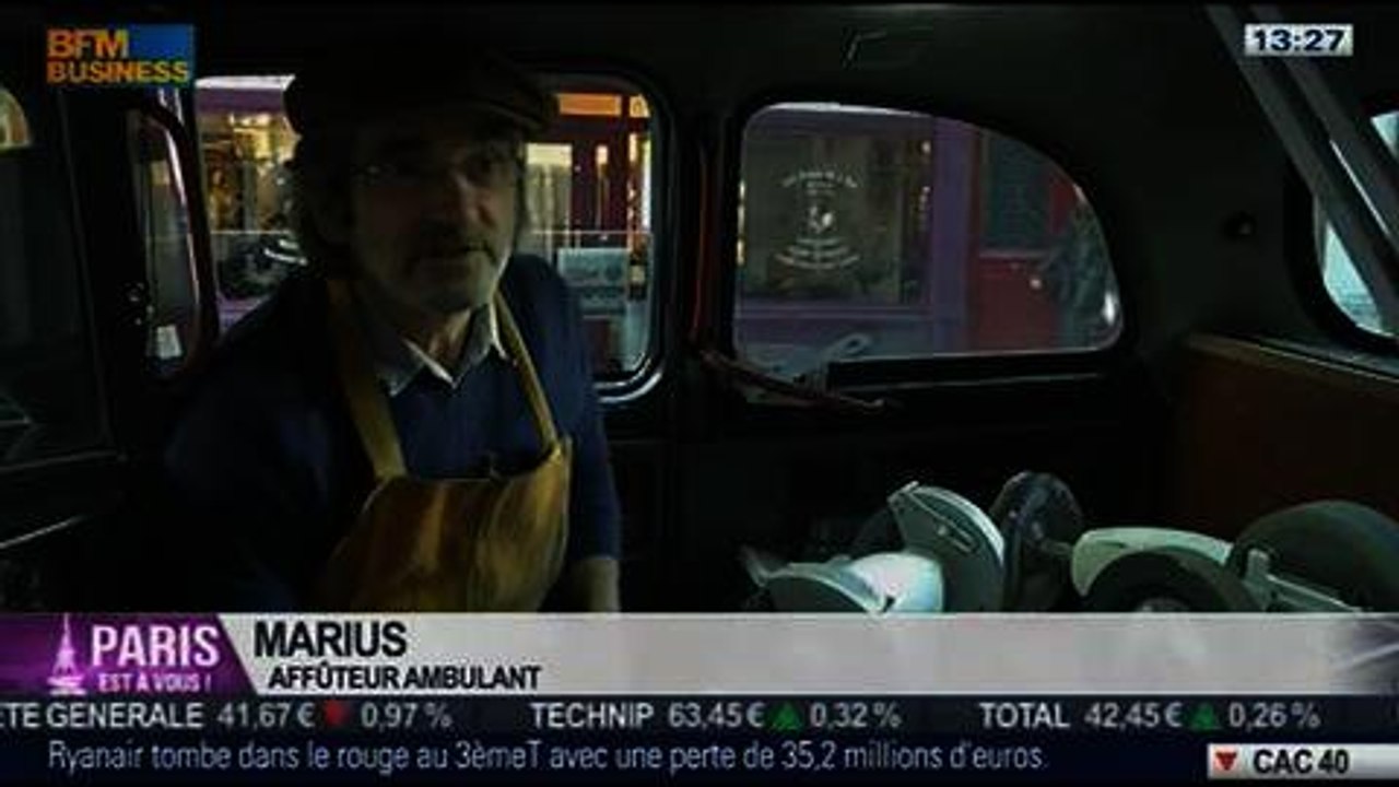 L'insolite du jour: Le rémouleur de rues, dans...