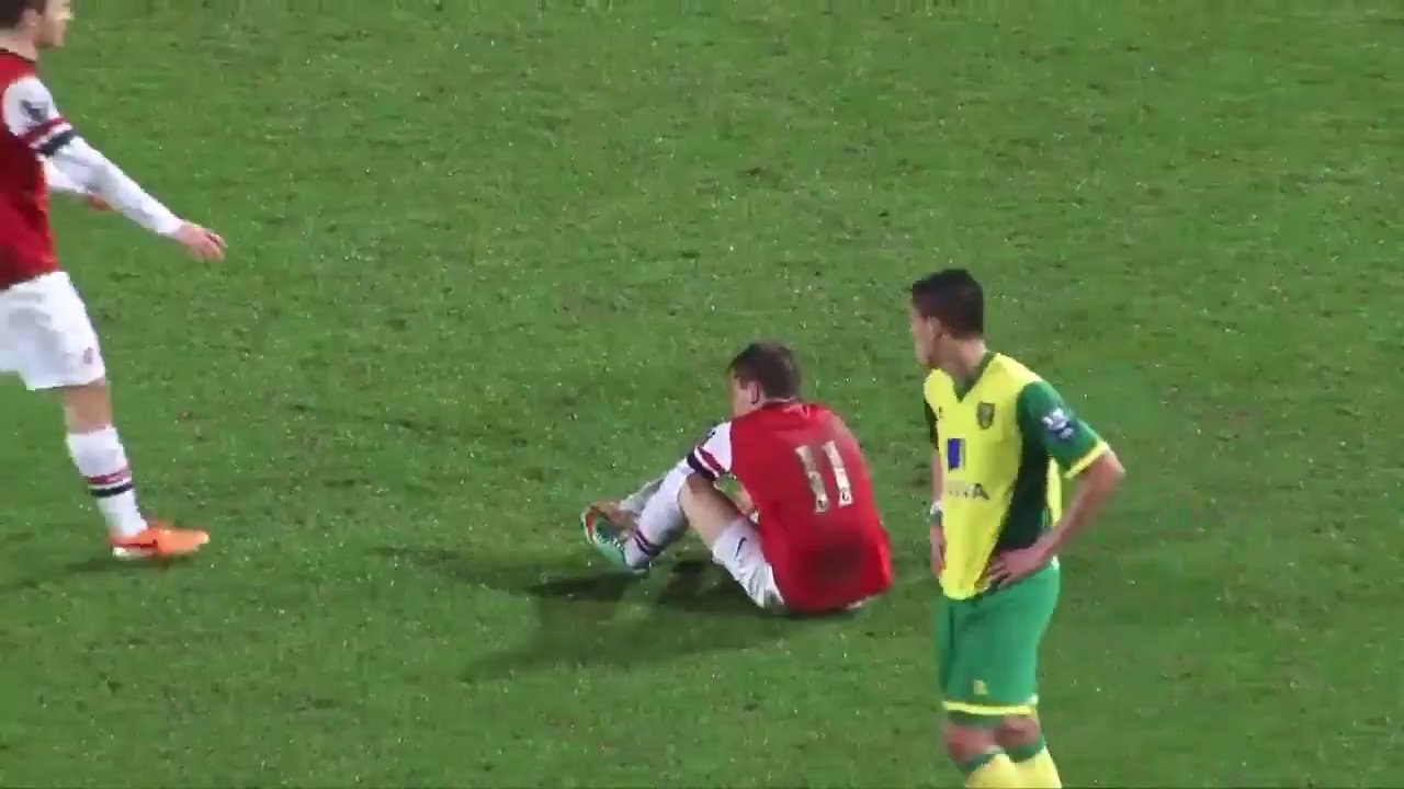 Hakem oyuncuları dövdü!