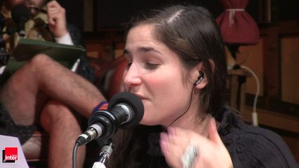 Joséphine Draï : "Pauvre fille."