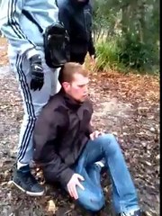 Ils s'en prennent gratuitement à un handicaper