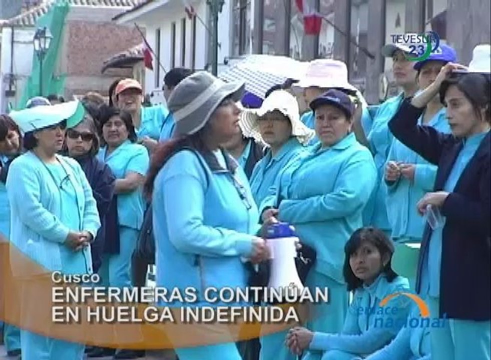 Enfermeras continúan en huelga indefinida. Ellas demandan mayor presupuesto para su sector así como mejoras laborales.