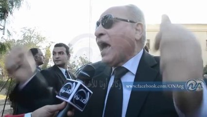 الزند يبكي أثناء مشاركتة في جنازة شهيد الداخلية ويطالب بمنع الدراجات البخارية