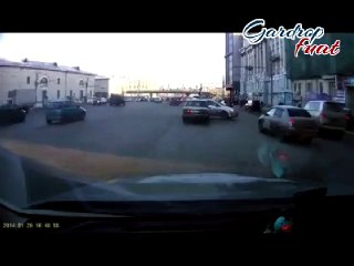 Rus Kızları Nasıl Araba Parkederler