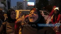 متظاهرات أمام السفارة القطرية : أعضاء 6 إبريل رفعوا صور مبارك لإفشال الوقفة