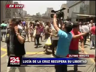 Lucía de la Cruz recuperó su libertad tras abandonar 35 Juzgado Penal (1/2)