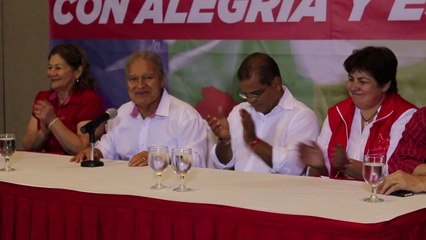 El Salvador ex-guerrilla voted into presidential runoff