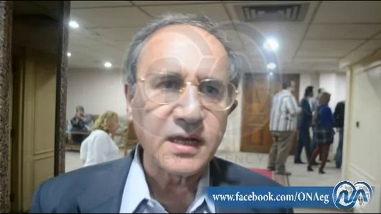 أسامة الغزالي حرب : الدستور يعكس ثورتي 25 يناير...