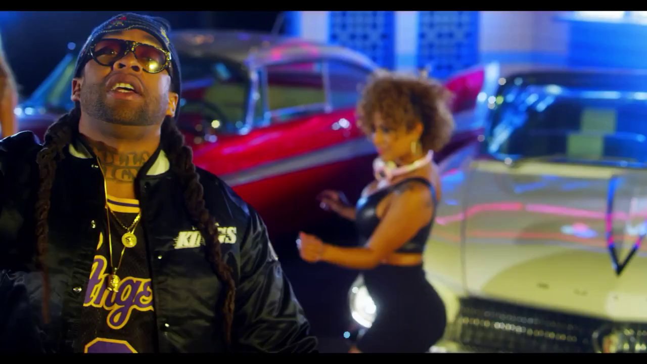 E-40 feat Juicy J & Ty Dolla Sign "Chitty Bang"