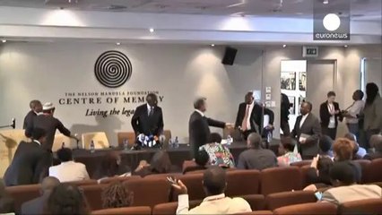 Aperto il testamento di Mandela: patrimonio di 4 milioni di dollari