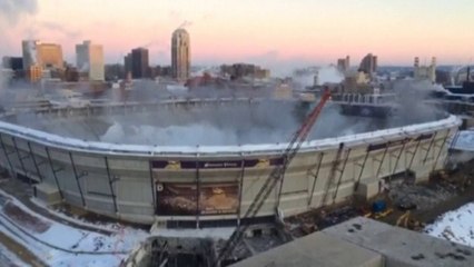 Stadium demolition: Explosive show at Minnesota Metrodome