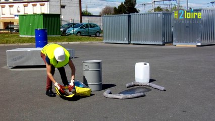 kit anti-pollution produit chimique, hydrocarbure, Kit absorbant liquide polluant et produit dangeureux