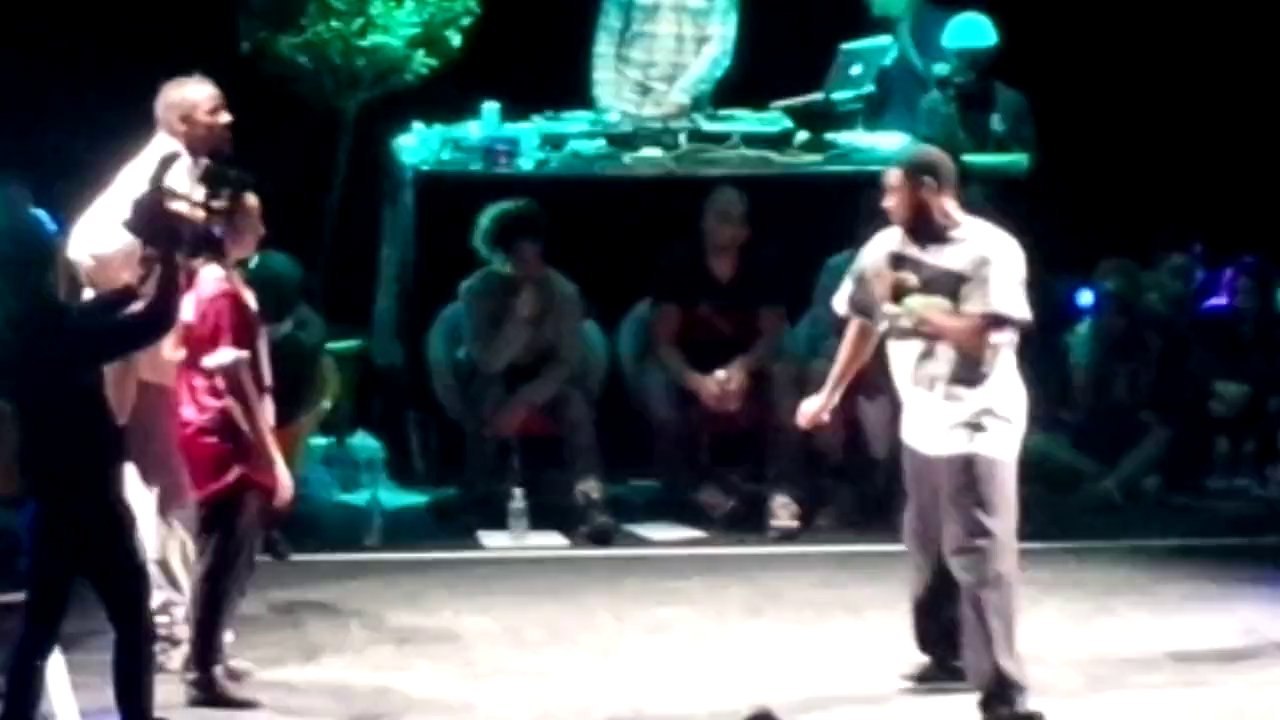 Battle Foutzbeul à la cartonnerie de Reims en Novembre 2014.