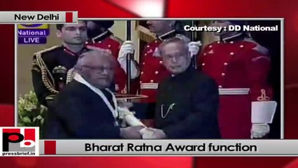 Sonia Gandhi at Bharat Ratna Award function