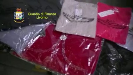 Livorno - Sequestro di capi di cachemire, erano di acrilico e peli di topo (03.02.14)