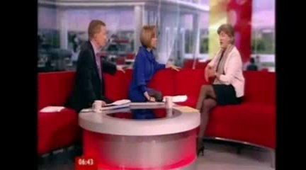 Should women be paid to donate eggs?