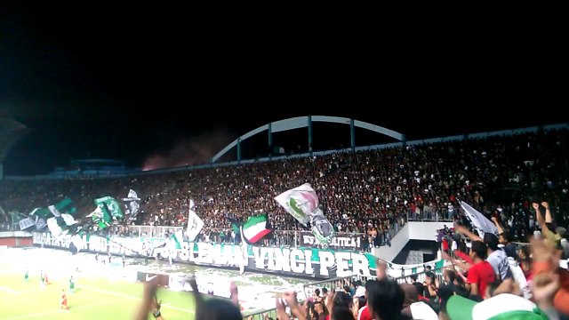 Brigata curva sud - PSS SLEMAN - ultras chant