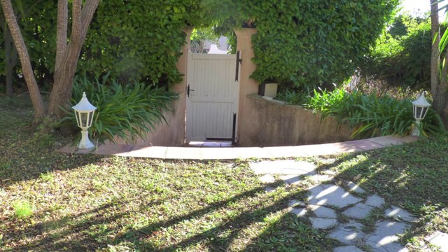 VILLA à vendre NICE - 5 pièces - vue mer - 160 m² sur terrain 650 m²