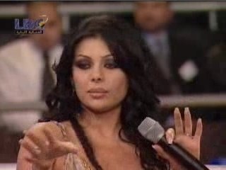haifa wahby pleure (interview mere LBC )
