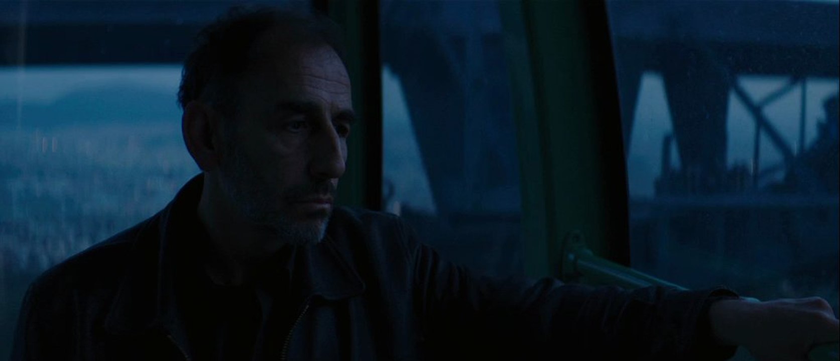 ΤΟ ΜΙΚΡΟ ΨΑΡΙ - OFFICIAL TRAILER 2