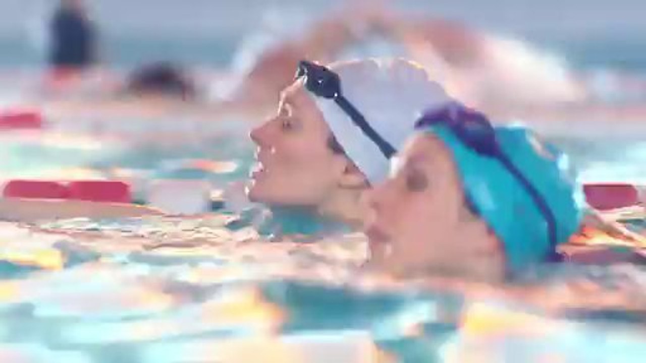 Campagne publicitaire Apec 2014 - La piscine