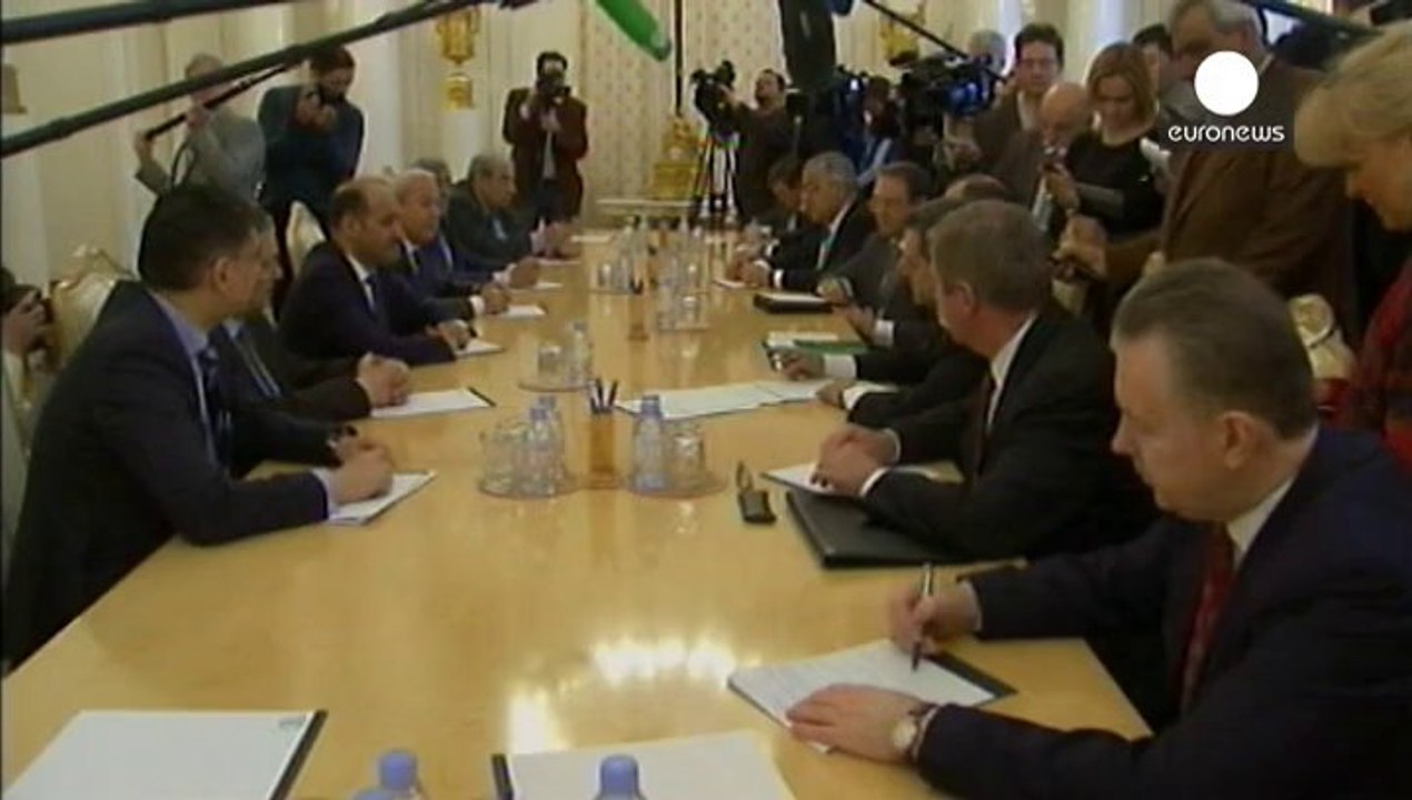 Russia offers assurances on Syrian chemical weapons removal