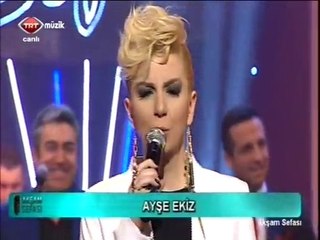 Ayşe İnak Ekiz-Duman Duman Tütüyorum