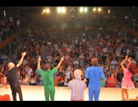 Pedro y Freddy para CoolRadio en el micro en viaje a los premios Carlos - 04 de Febrero