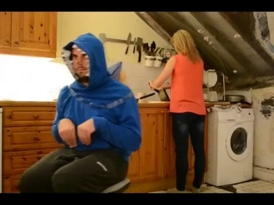 Man Impersonates 52 Animals