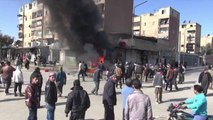 Syrian army barrel bombs claim more lives in Aleppo