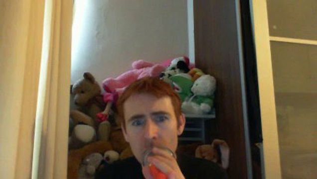 Wiwi égratigne je dors avec elle de Julien Clerc