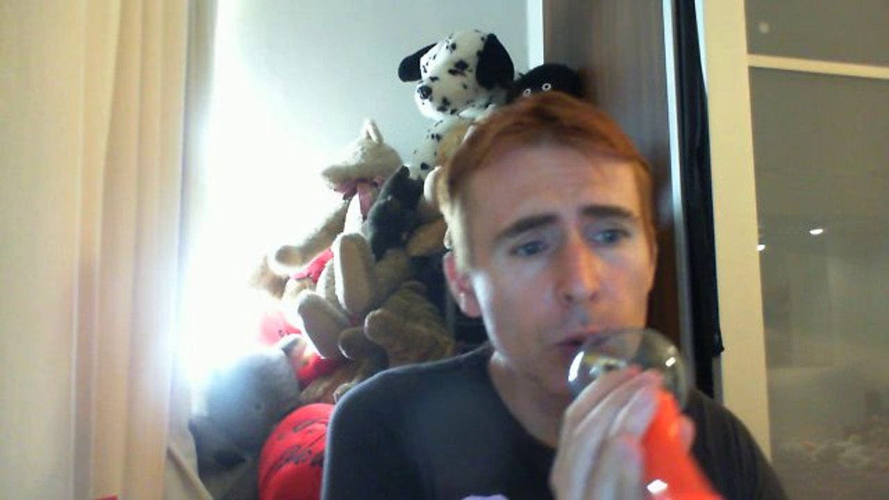 Wiwi égratigne "maintenant je reviens" de Jean Louis Aubert