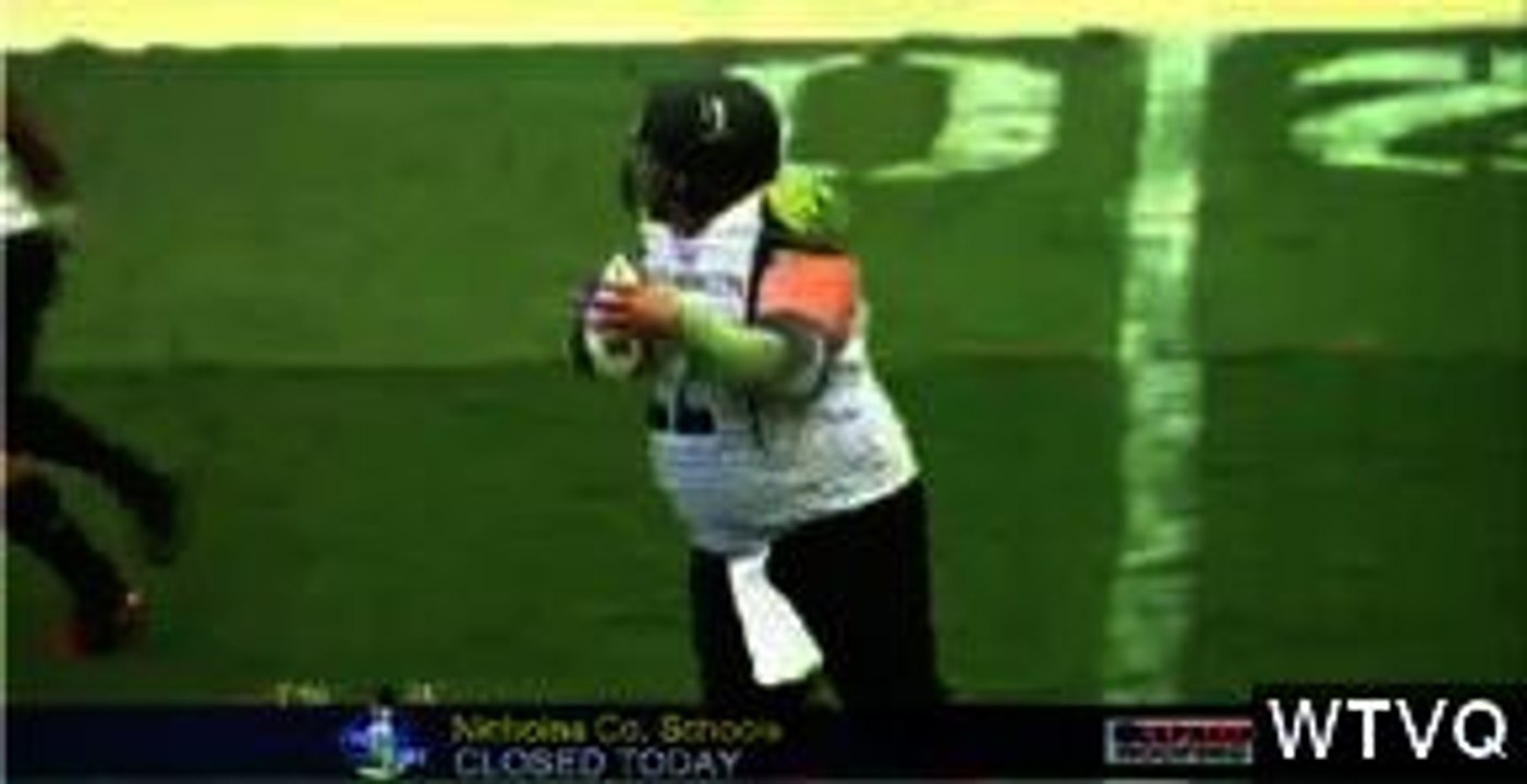 320-pound Quarterback Leads Team To Victory