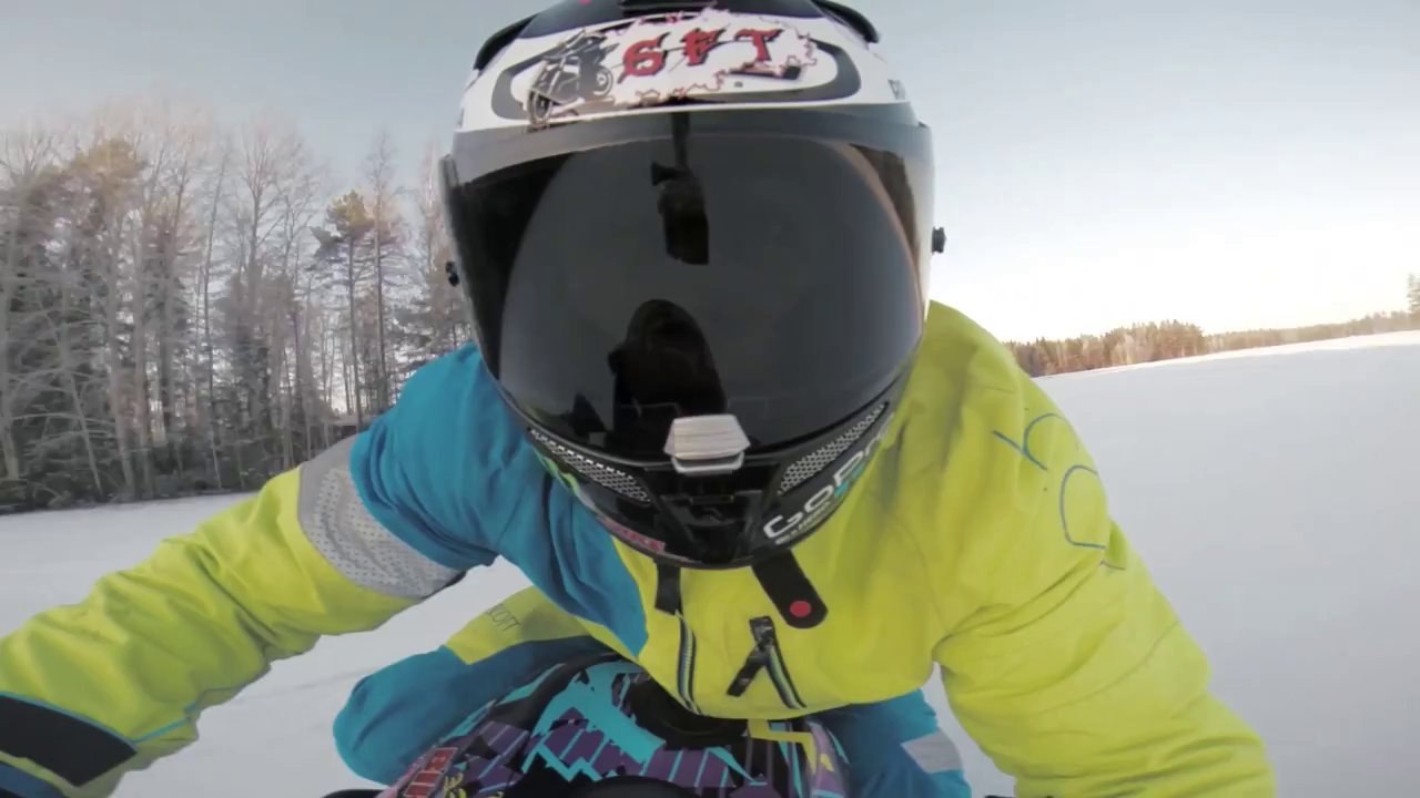 Moto (Gsx-R 1000) vs ATV (RZR 900) !