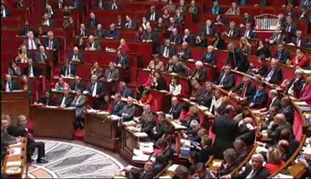 [ARCHIVE] Enseignement de l'égalite filles-garçons : réponse de Vincent Peillon à la députée Virgine Duby-Muller lors des questions au Gouvernement à l'Assemblée nationale, le 4 février 2014