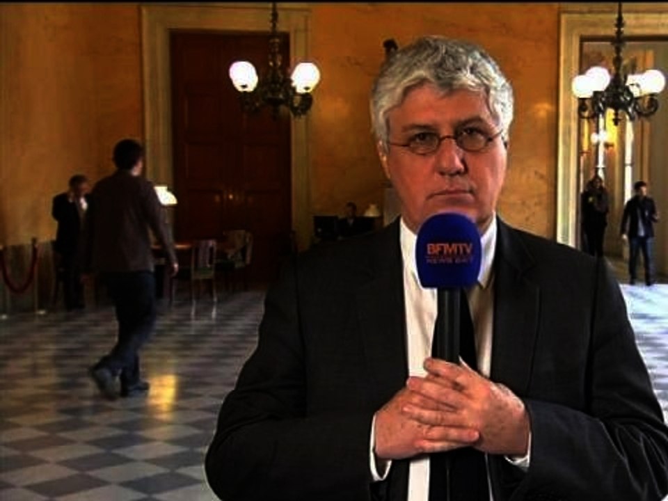 Cargo échoué: "Il y a un risque de pollution maritime et terrestre", indique Philippe Martin - 05/02