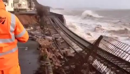 Railway Track Collapses as Waves Pound English Coast