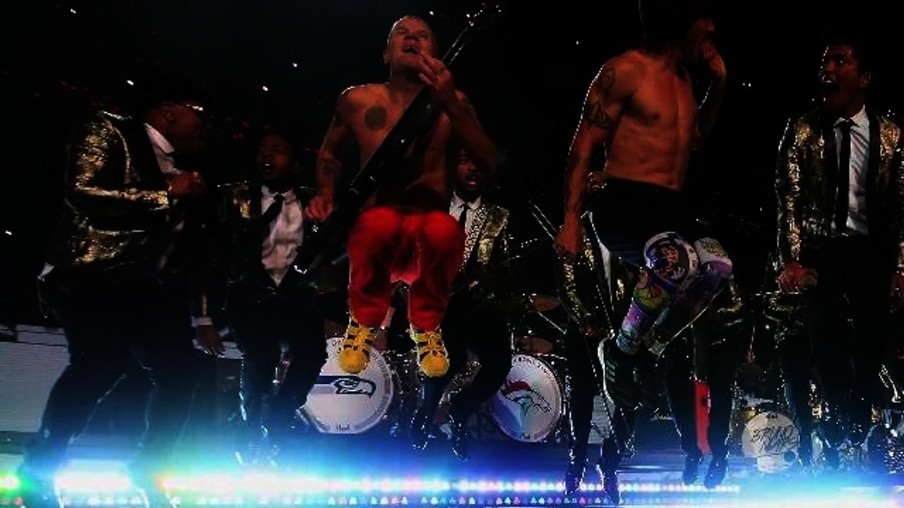 Red Hot Chili Peppers Answer Accusations of Faked Super Bowl Performance