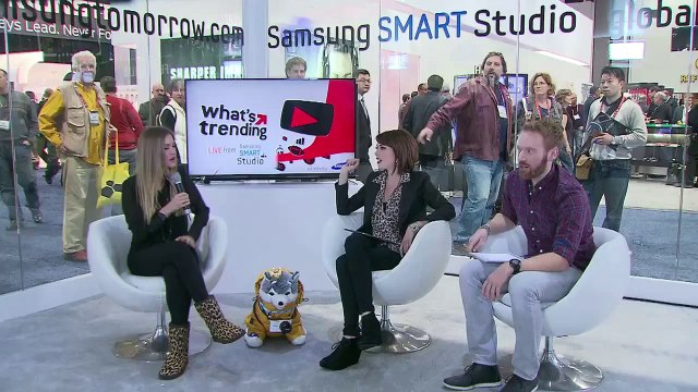 iJustine on Surviving CES, 110 Inch TVs from the 2013 CES Samsung SMART Studio